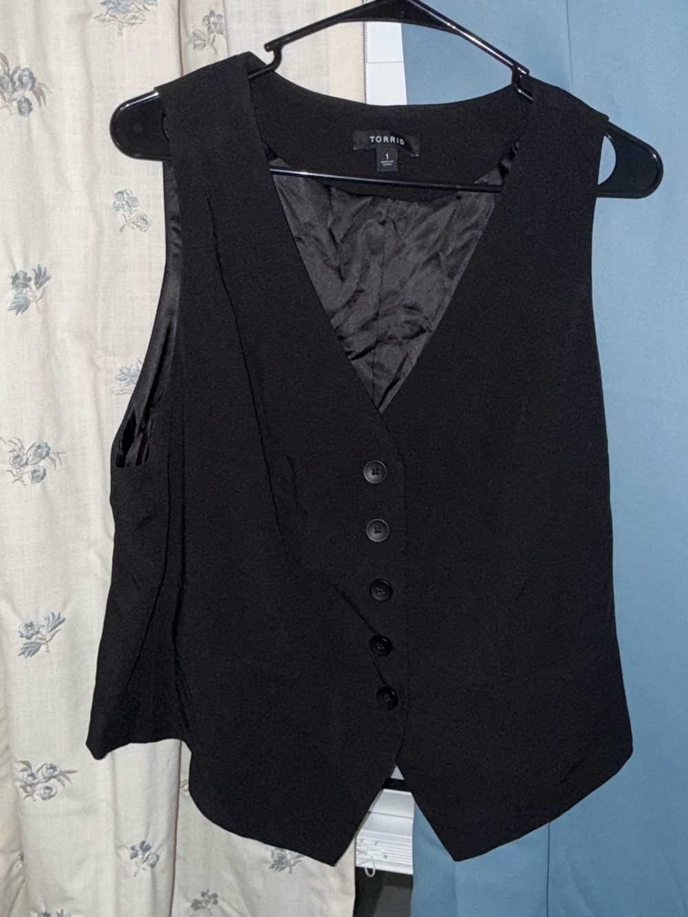torrid Black V-Neck Button-Front Vest